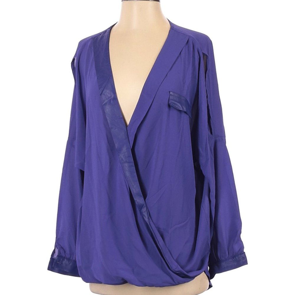 NWOT TOV Purple Faux Leather Trim Cold-Shoulder Wrap Blouse Size 40 (L/XL) - Picture 7 of 7
